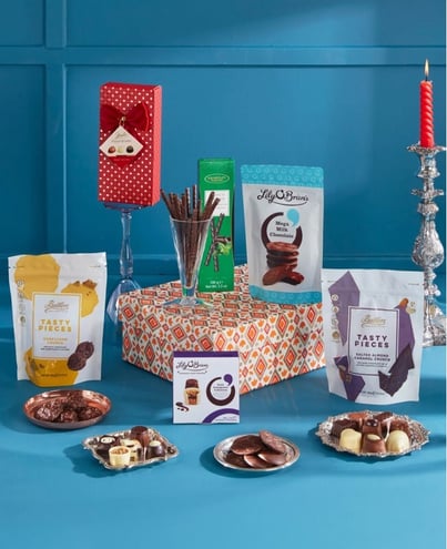 chocoholic-challenge-gift-hamper-switzerland-651x800
