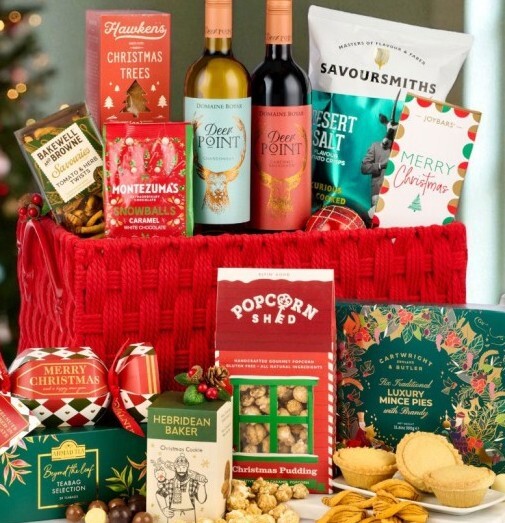 spirit-of-christmas-gift-basket-651x800