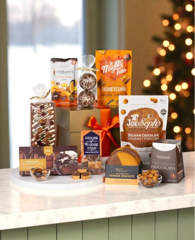 sweet-treats-gift-hamper-christmas-gift-hampers-uk-a-651x800 (1)