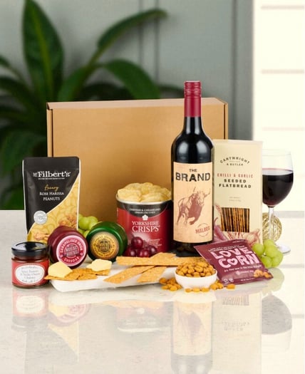 tribute-to-cheese-and-wine-gift-hamper-uk1-651x800