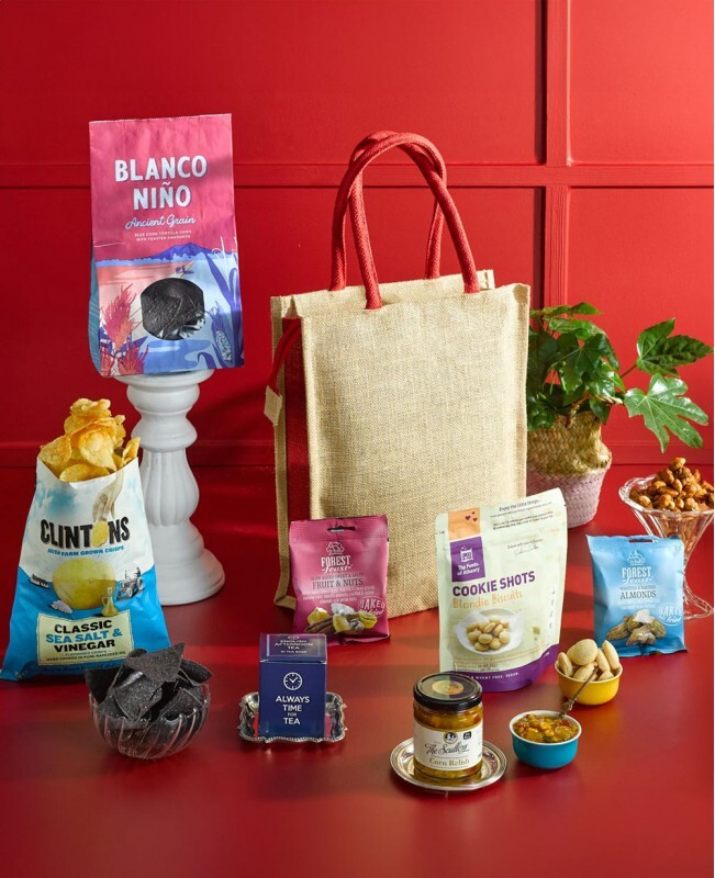 vegan-pantry-gift-bag-latvia-651x800